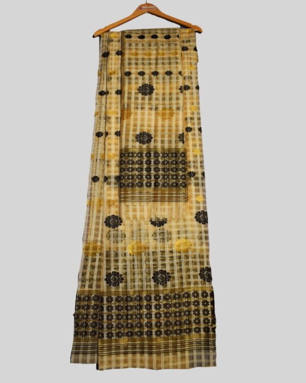 Jajori Paat Mekhela Sador &ndash; Traditional NorthEast