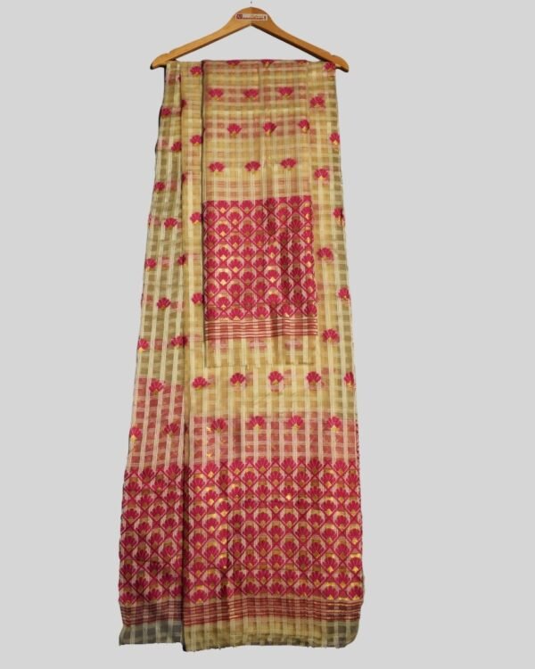 Jajori Paat Mekhela Sador &ndash; Traditional NorthEast