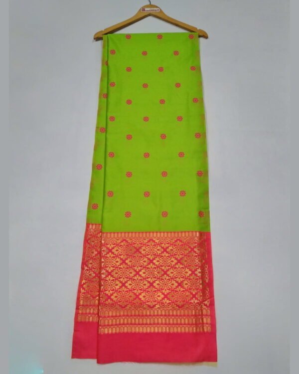 Poly Paat Mekhela Sador &ndash; Traditional NorthEast