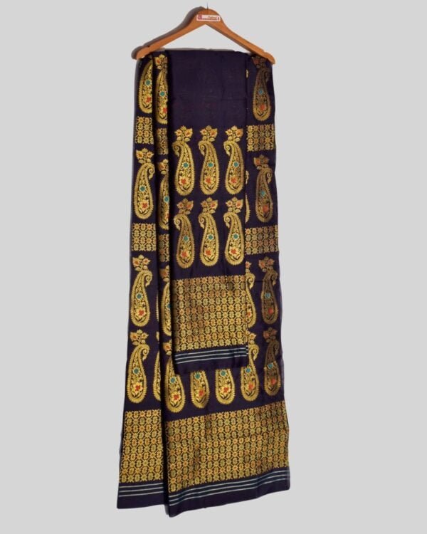 Poly Paat Mekhela Sador &ndash; Traditional NorthEast