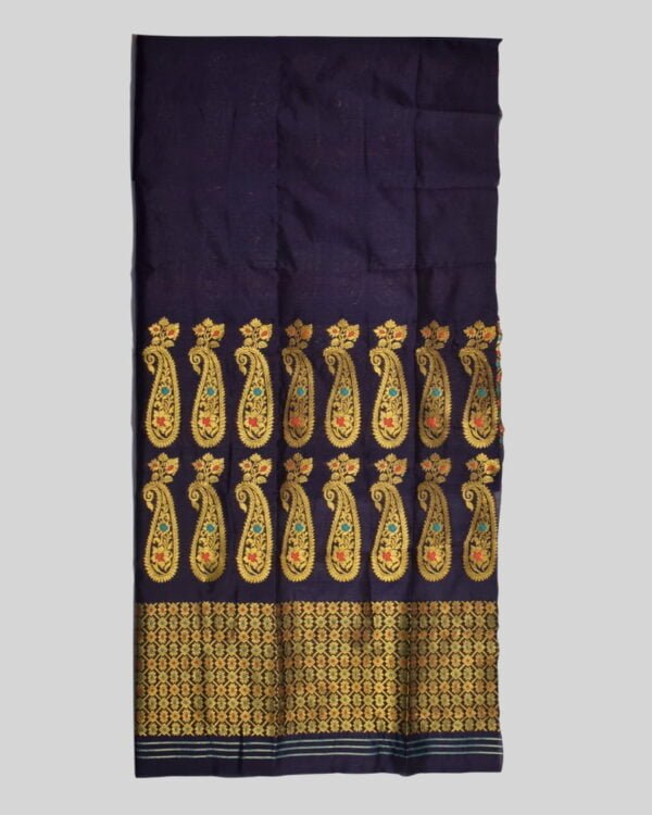 Poly Paat Mekhela Sador &ndash; Traditional NorthEast