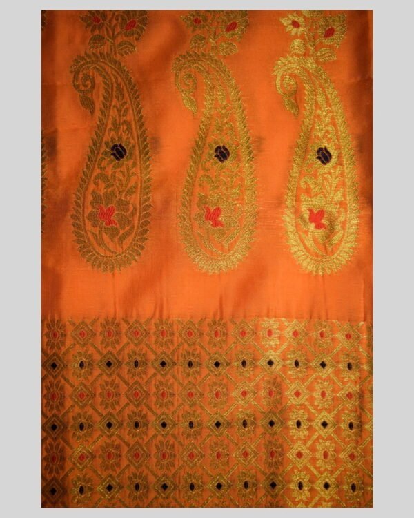 Poly Paat Mekhela Sador &ndash; Traditional NorthEast