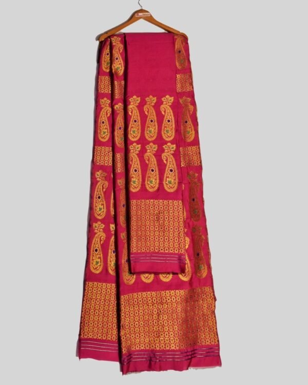 Poly Paat Mekhela Sador &ndash; Traditional NorthEast