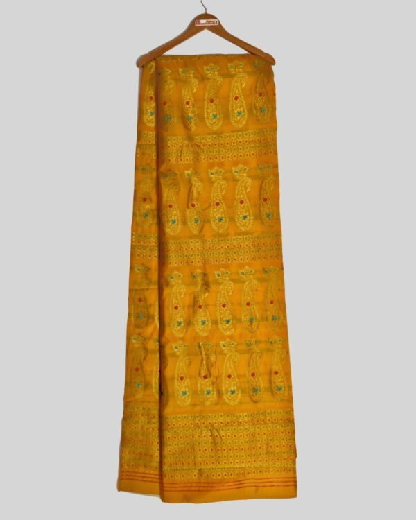 Poly Paat Mekhela Sador &ndash; Traditional NorthEast