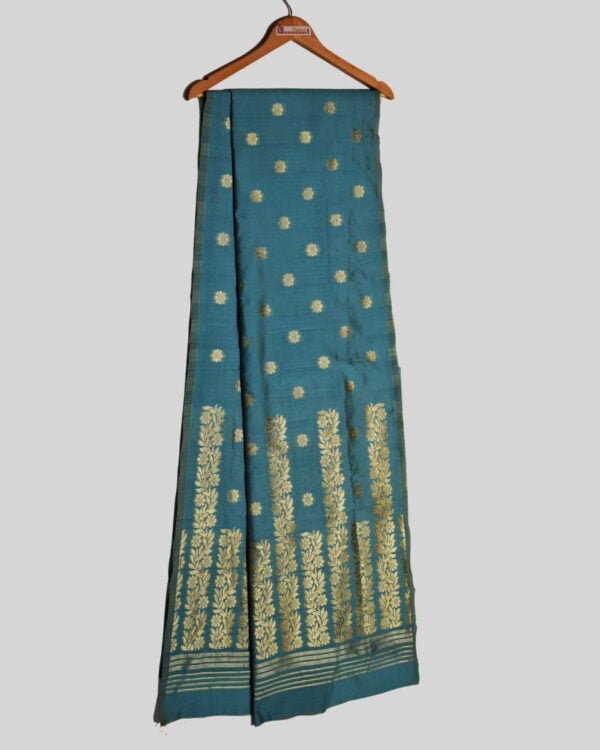 Poly Paat Mekhela Sador &ndash; Traditional NorthEast