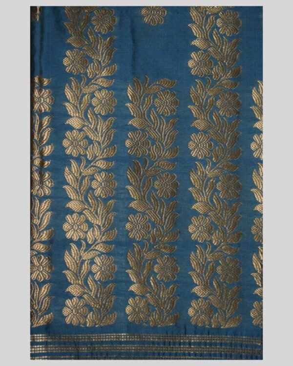 Poly Paat Mekhela Sador &ndash; Traditional NorthEast