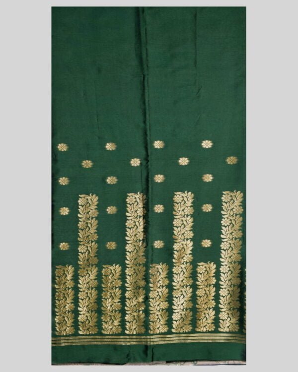 Poly Paat Mekhela Sador &ndash; Traditional NorthEast