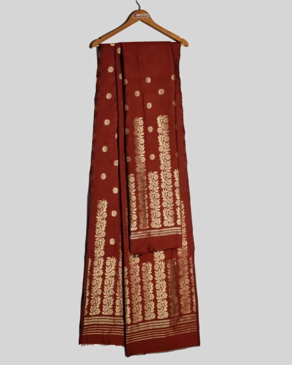 Poly Paat Mekhela Sador &ndash; Traditional NorthEast