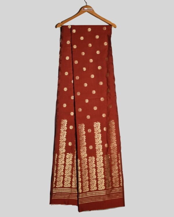 Poly Paat Mekhela Sador &ndash; Traditional NorthEast