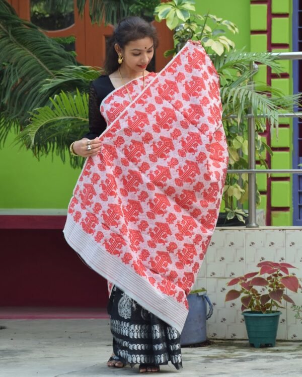 Gamosa Design Mekhela Sador &ndash; Traditional NorthEast