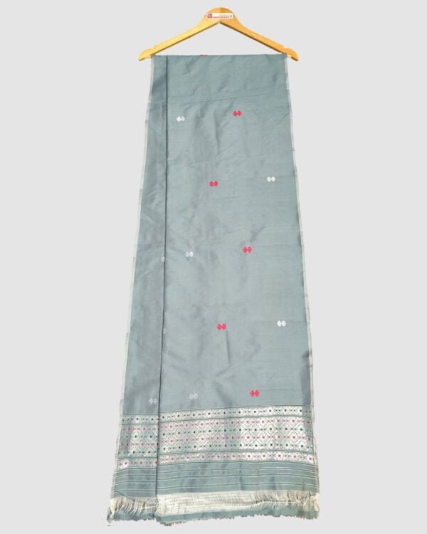 Mix Paat Riha Sador &ndash; Traditional NorthEast