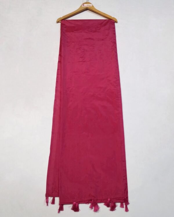 Uka Poly Paat Mekhela Sador &ndash; Traditional NorthEast