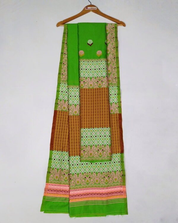 Mix Paat Mekhela Sador &ndash; Traditional NorthEast