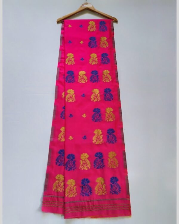 Mix Paat Mekhela Sador &ndash; Traditional NorthEast