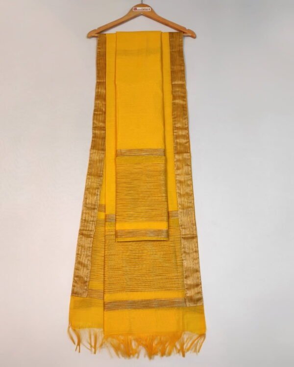 Ghisa Cotton Mekhela Sador &ndash; Traditional NorthEast