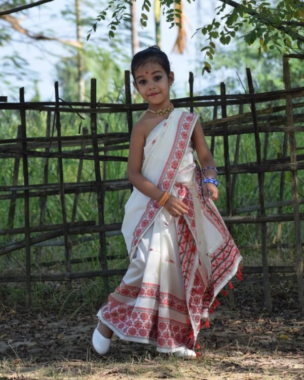 Kids Resom Poly Paat Mekhela Sador &ndash; Traditional NorthEast