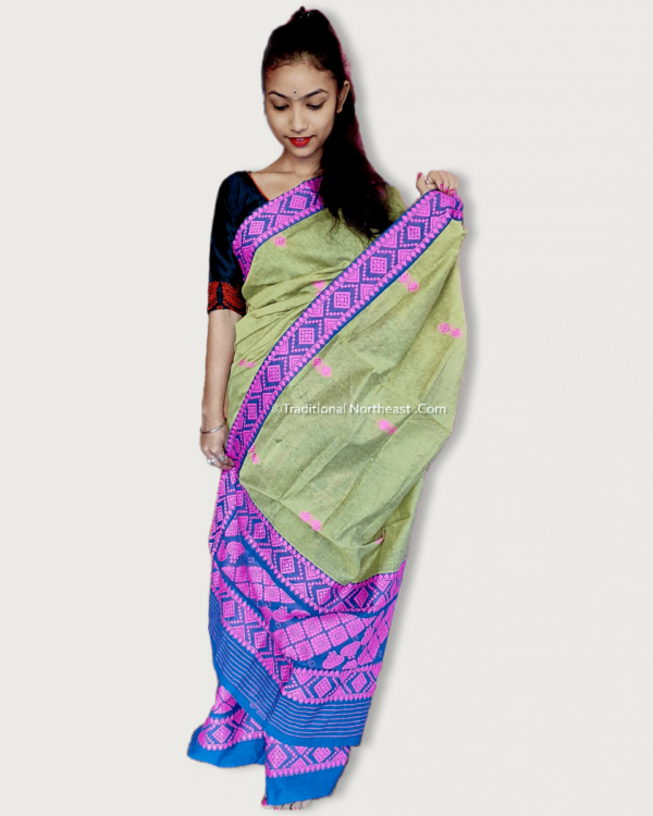 Mekhela Sador &ndash; Traditional NorthEast