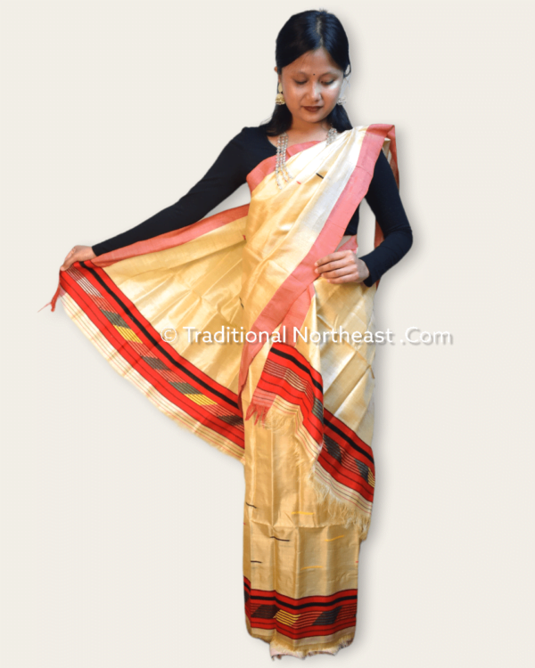 Pure Toss Mekhela Sador set &ndash; Traditional NorthEast