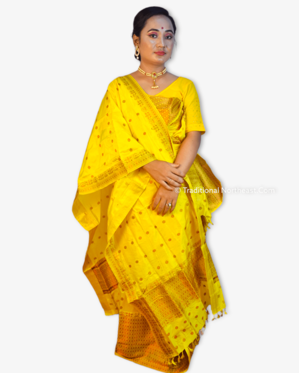 Bodo Dokhona Set - Pure Juri Paat &ndash; Traditional NorthEast