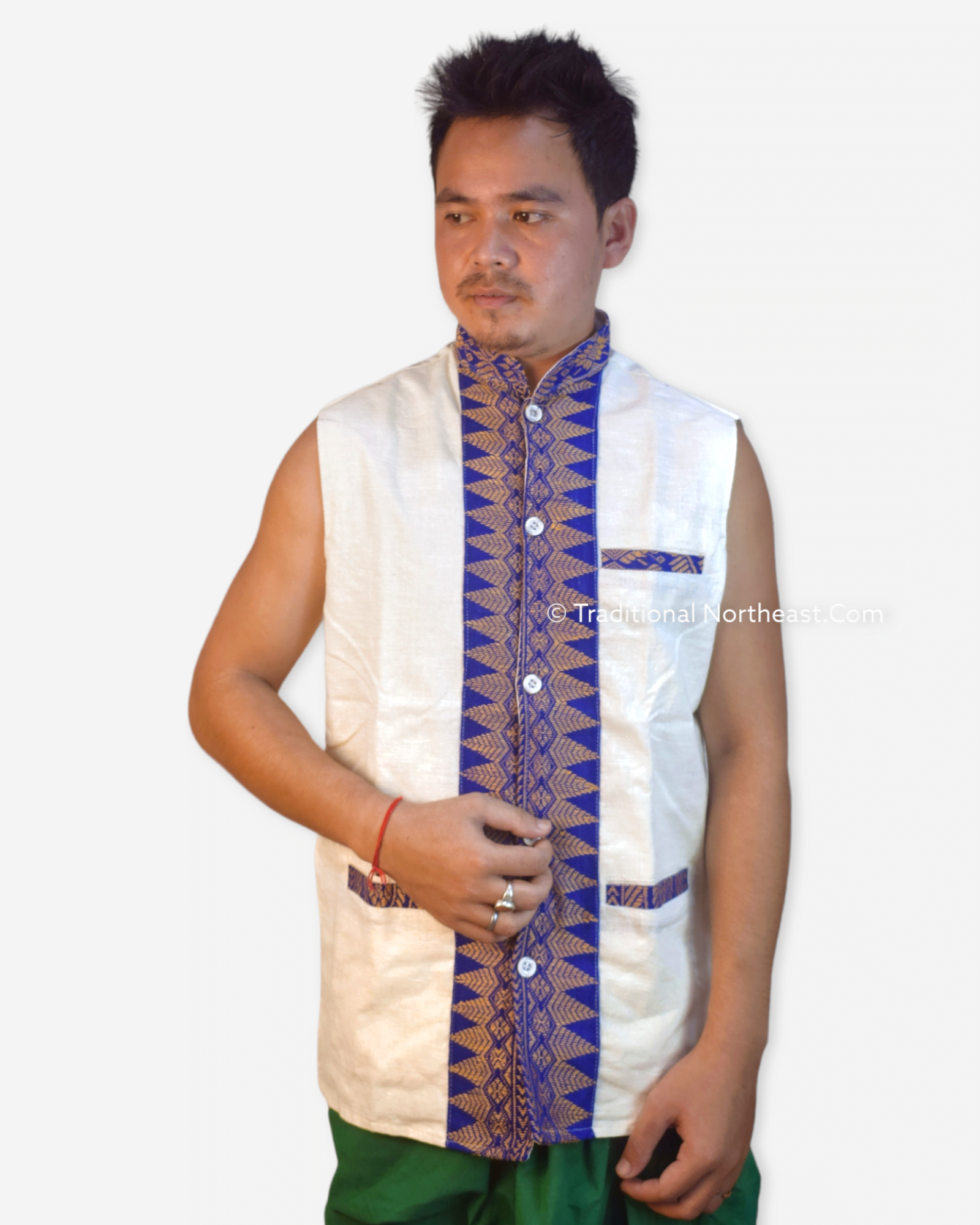 "Exploring the Exquisite Traditional Attire of the Bodo Community" – "Exploring the Exquisite Traditional Attire of the Bodo Community" – Traditional NorthEast