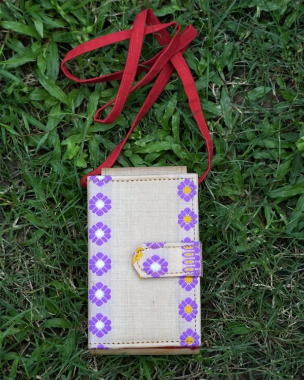 Traditional Hand Bag - Pure Toss - Mobile & Card Holding Design. &ndash; Traditional NorthEast