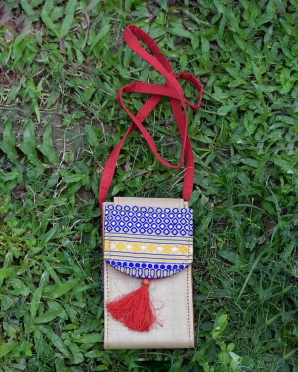Traditional Hand Bag - Pure Toss - Mobile & Card Holding Design. &ndash; Traditional NorthEast
