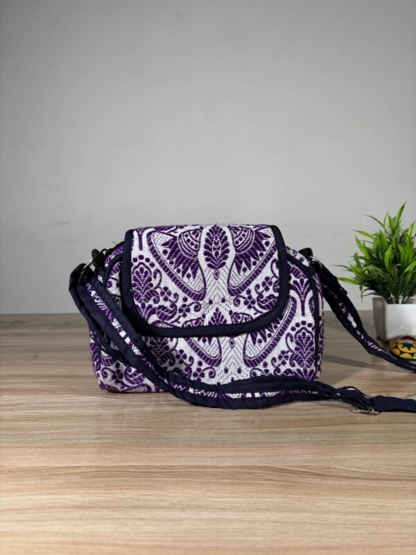 Traditional Small Side Bag - Gamosa Design Traditional Small Side Bag - Gamosa Design – Traditional NorthEast