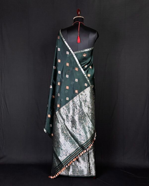 Sador Mekhela - kesapaat &ndash; Traditional NorthEast